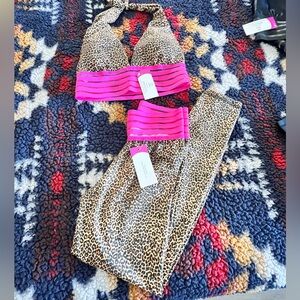 New ABS2B Woman’s Fitness Apparel set. Cheetah print workout leggings.